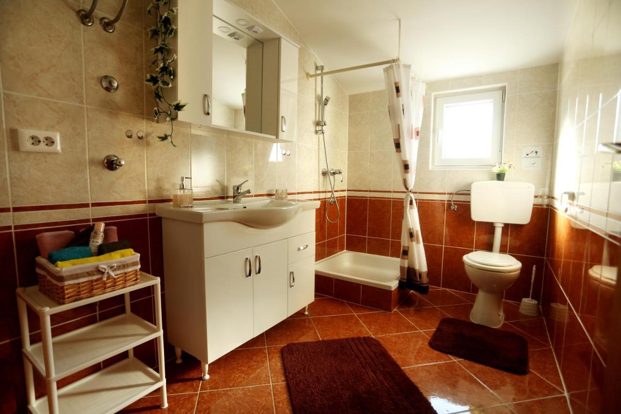 Villa Andric Traù Esterno foto